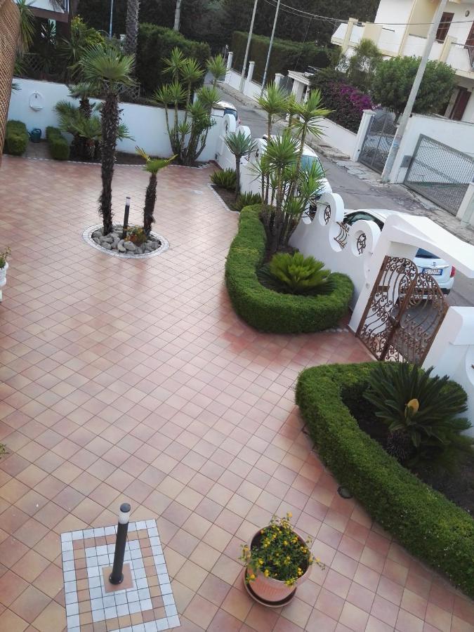 B&B Black-And-White Gallipoli Exterior photo